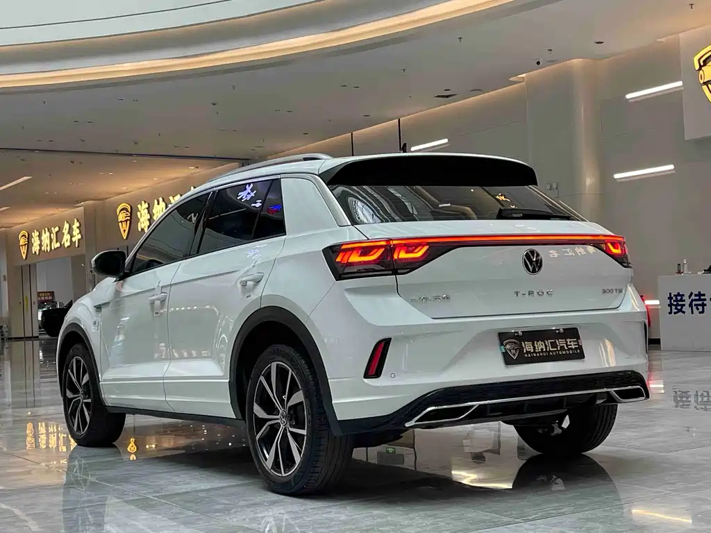 Volkswagen T-Roc — миниатюра 4