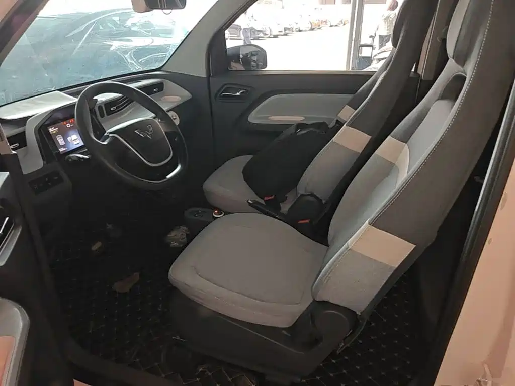 Wuling MINIEV — миниатюра 15