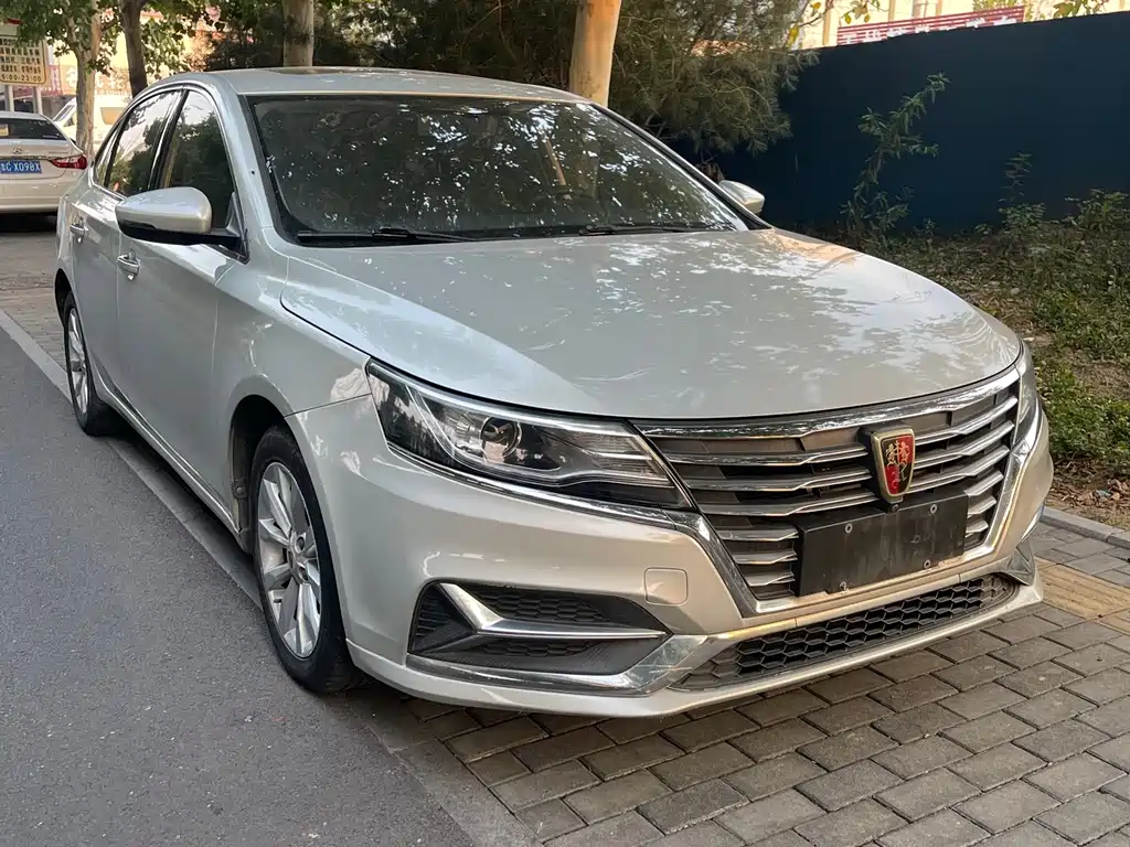 Roewe i6 New Energy — миниатюра 3
