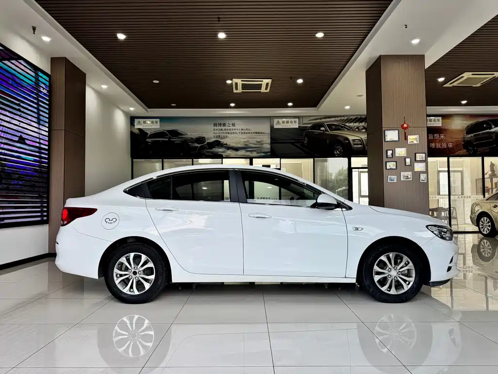 Chevrolet Cavalier 1.5L Auto Joy Fashion Edition, фото 8
