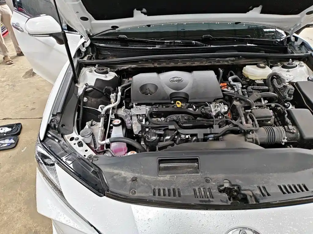 Toyota Camry — миниатюра 23