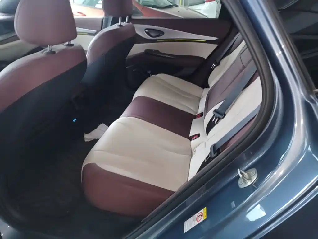 BYD Seal 07 DM-i — миниатюра 13