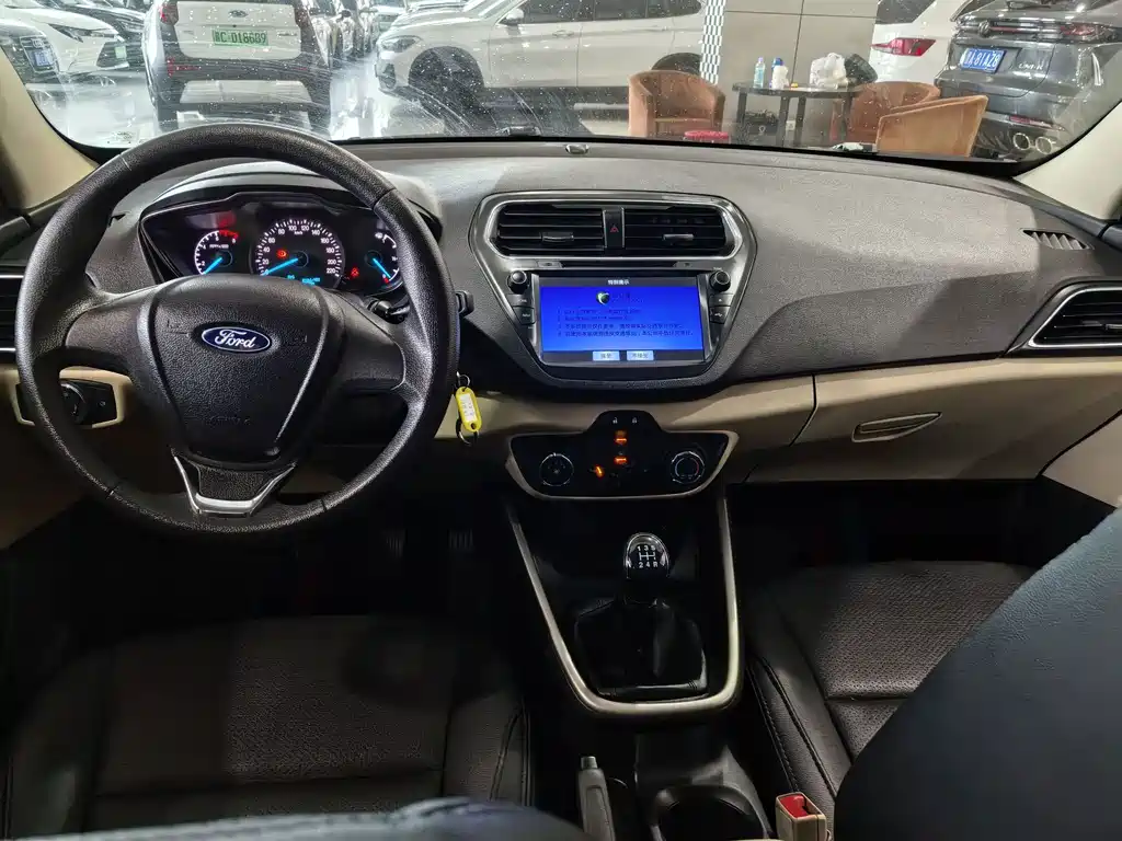 Ford Escort — миниатюра 4