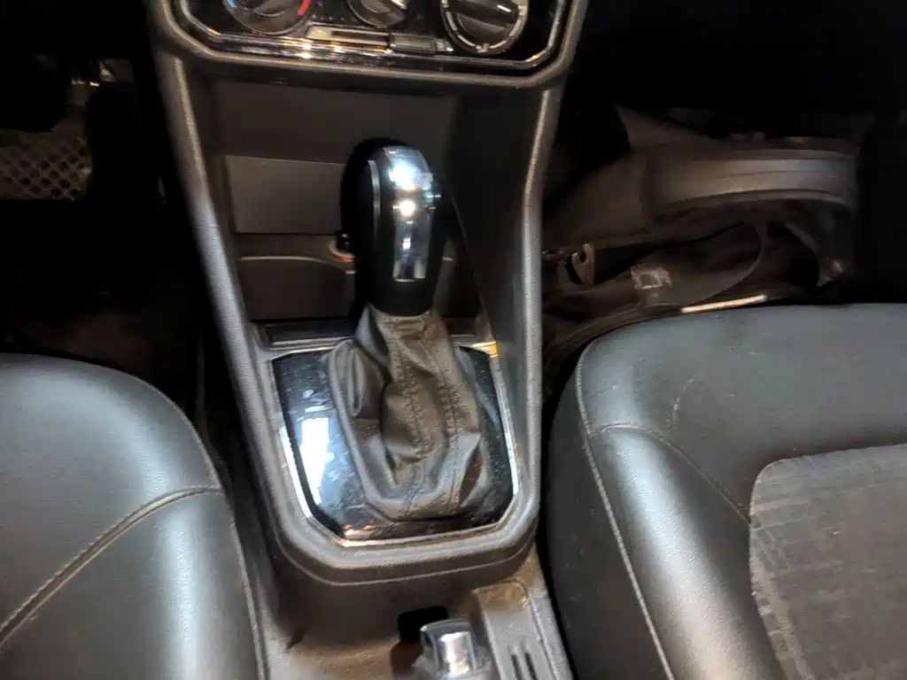 Volkswagen Jetta — миниатюра 14
