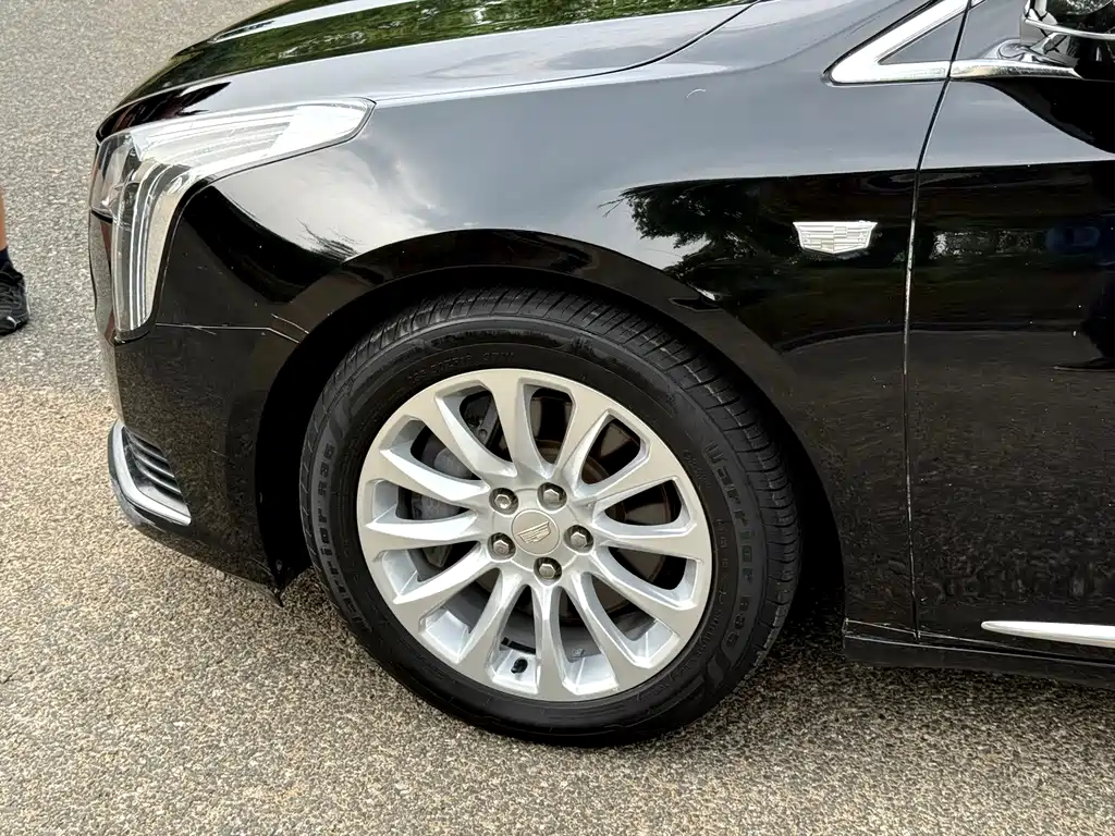 Cadillac XTS — миниатюра 7