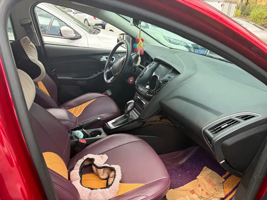 Ford Focus — миниатюра 6