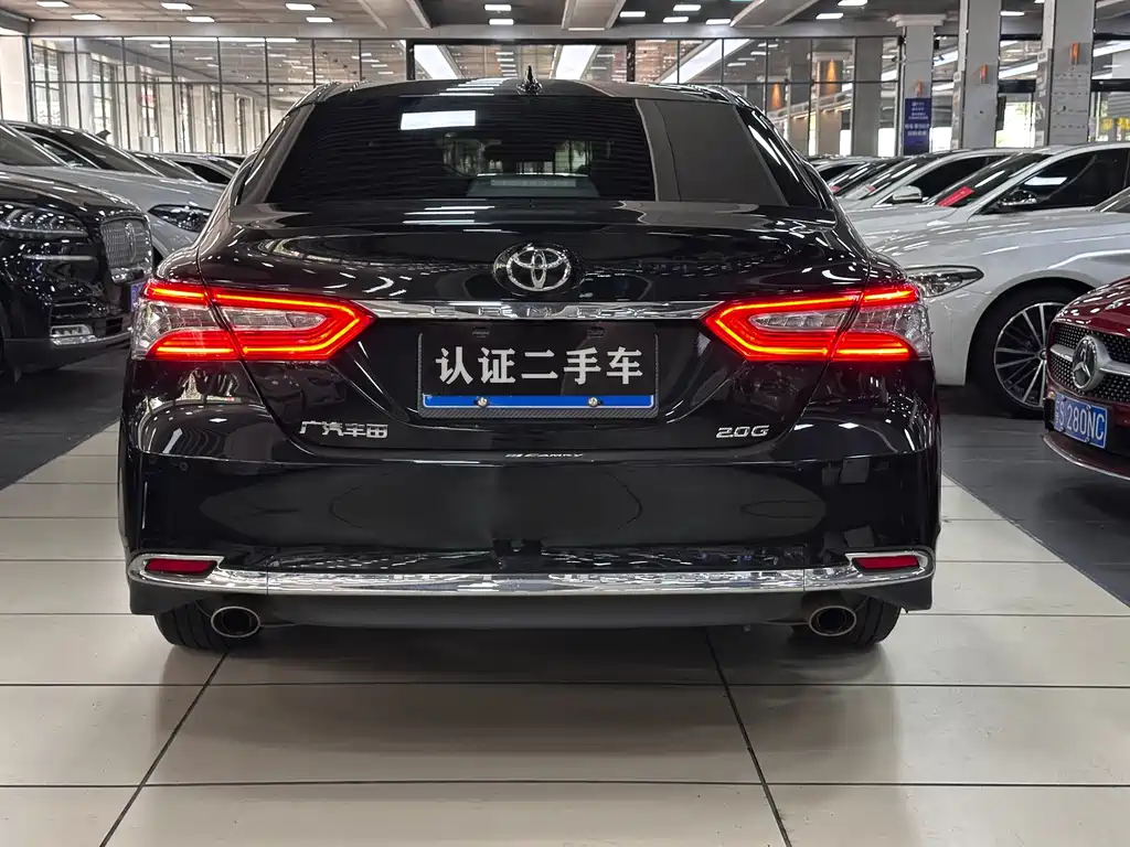 Toyota Camry — миниатюра 19