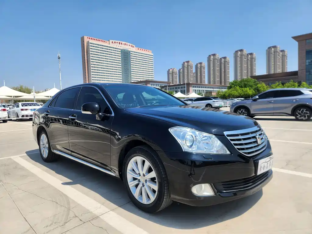 Toyota Crown 2010 2.5L Royal