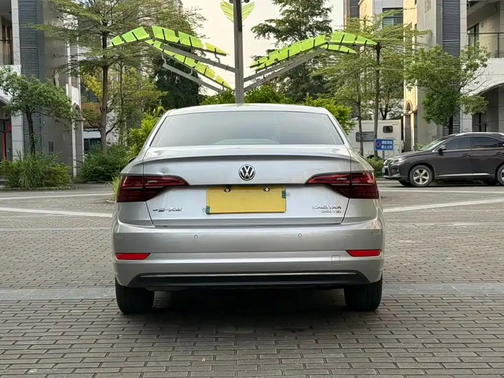 Volkswagen Sagitar — миниатюра 7