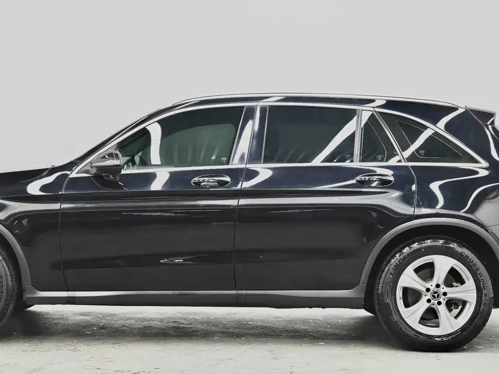 Mercedes-Benz GLC — миниатюра 16