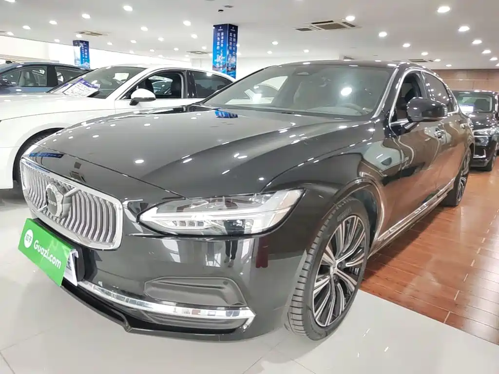 Volvo S90 — миниатюра 2