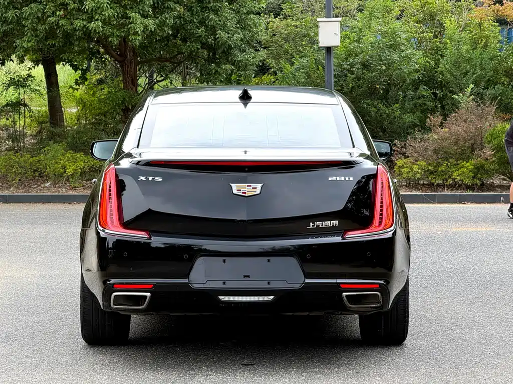 Cadillac XTS — миниатюра 5