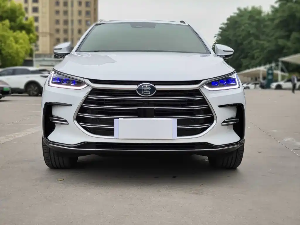 BYD Tang 2023 DM-i Champion 112KM Premium