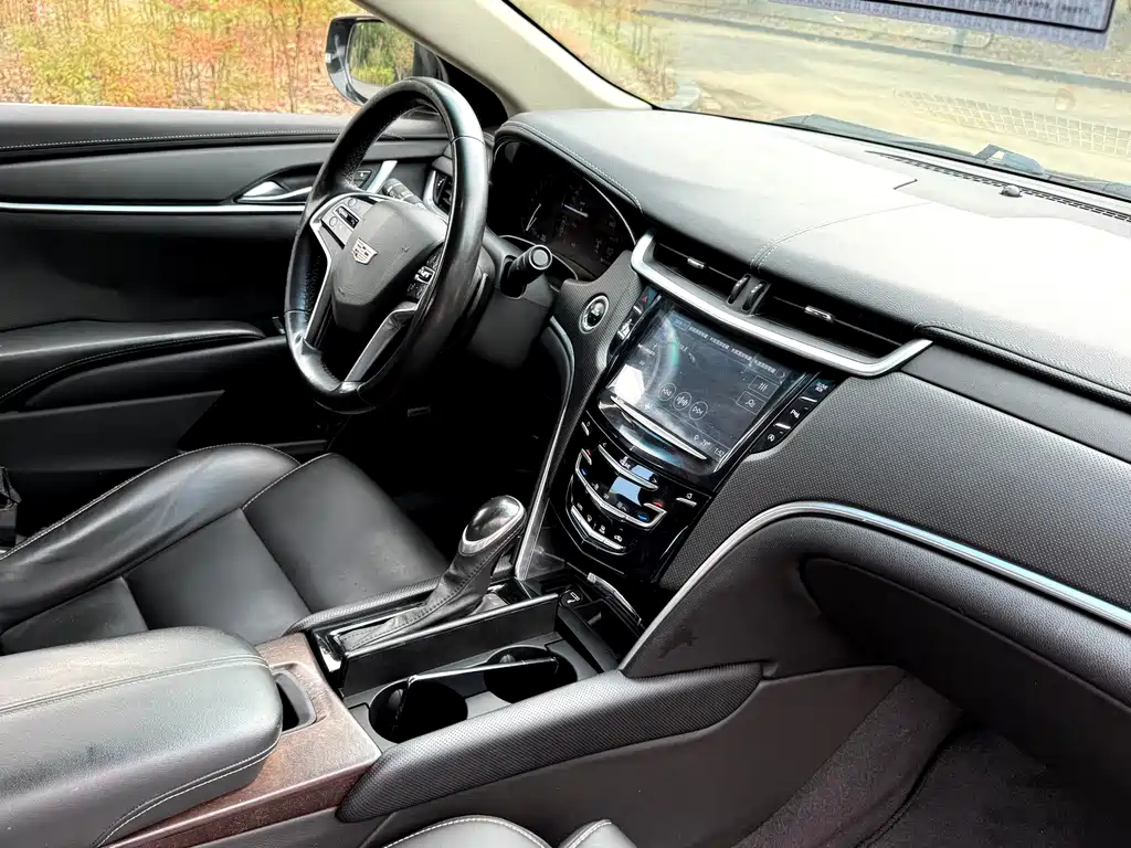 Cadillac XTS — миниатюра 21