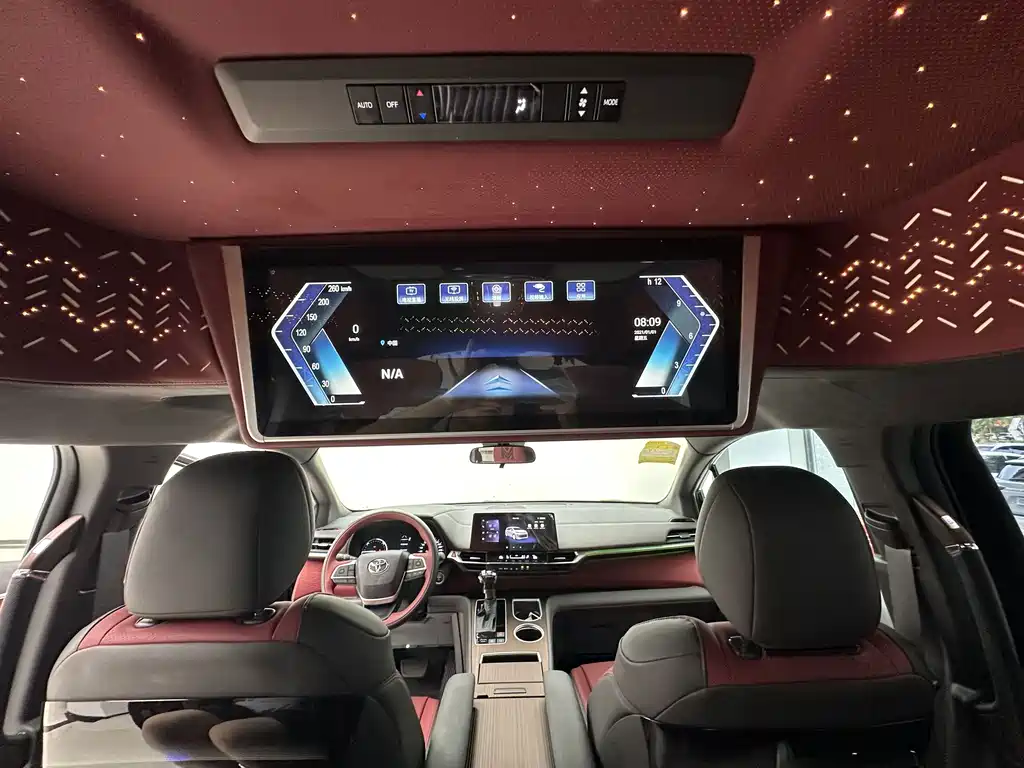 Toyota Sienna — миниатюра 13