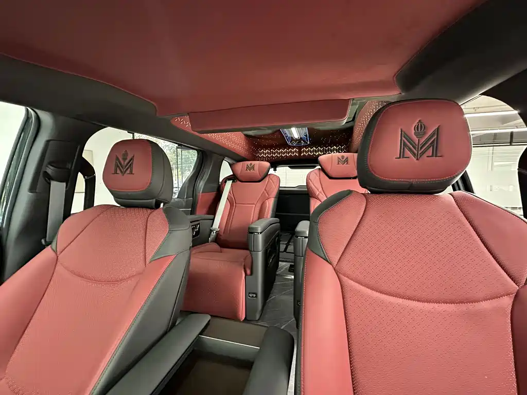 Toyota Sienna — миниатюра 20