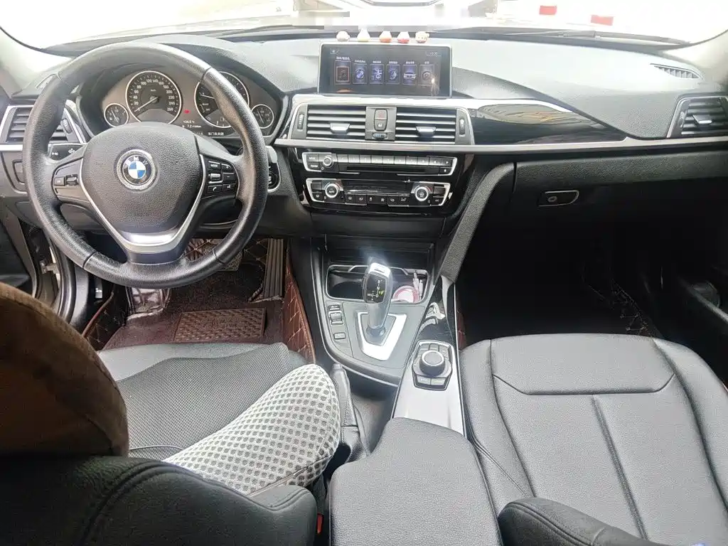BMW 3 Series — миниатюра 10