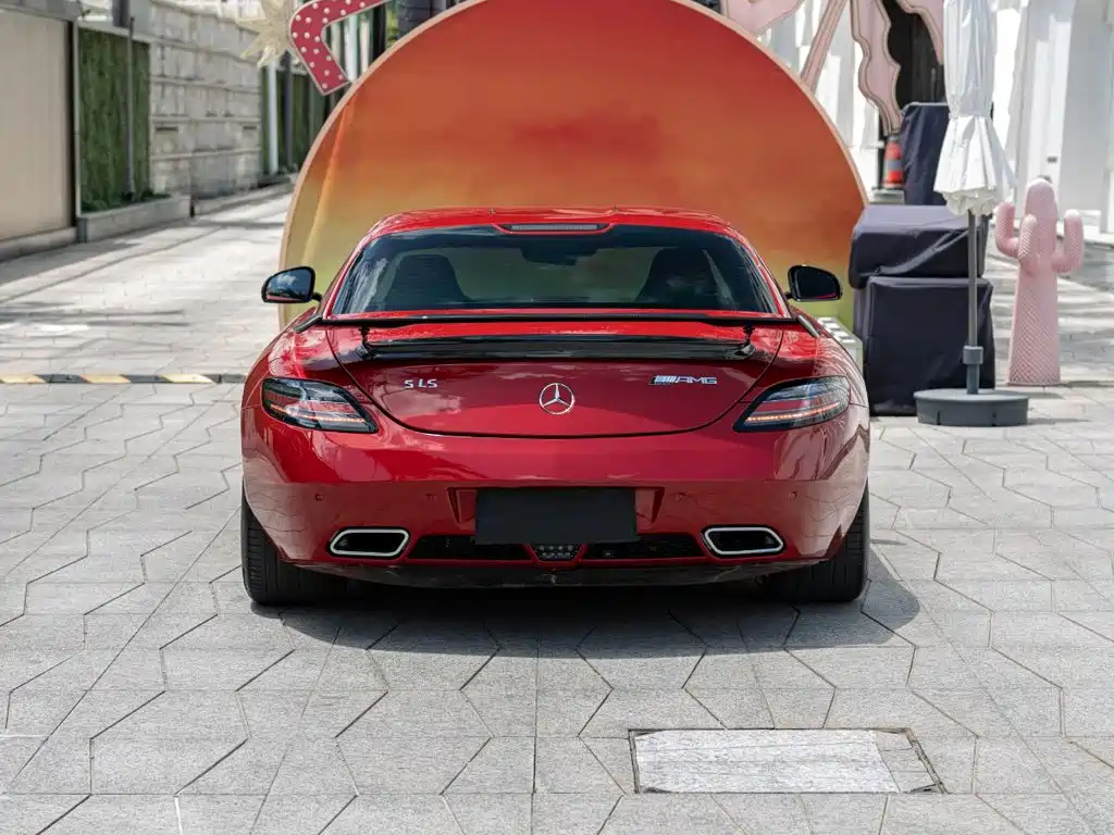 Mercedes-Benz SLS AMG — миниатюра 5