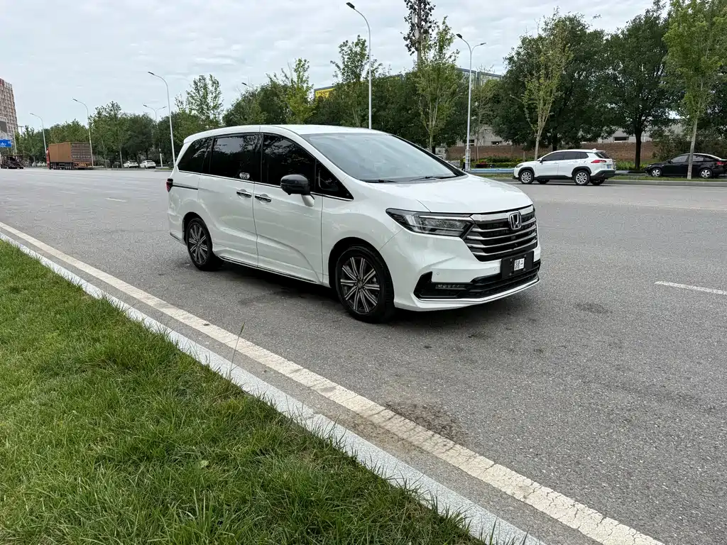 Honda Odyssey 2024 2.0L e:HEV Enjoy