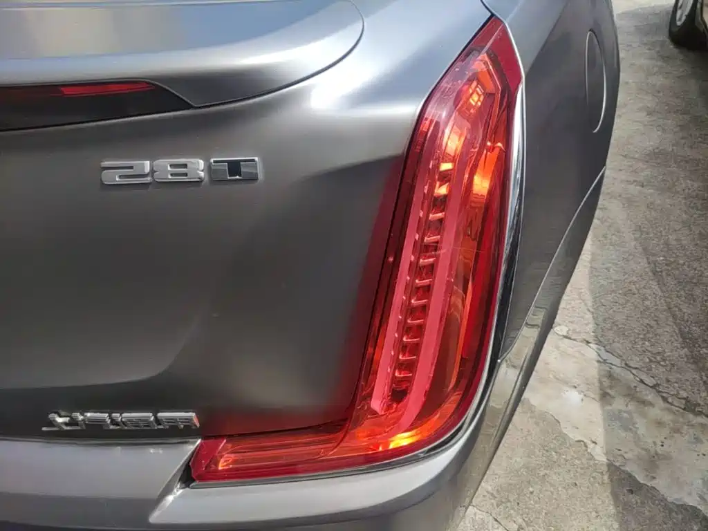 Cadillac XTS — миниатюра 8