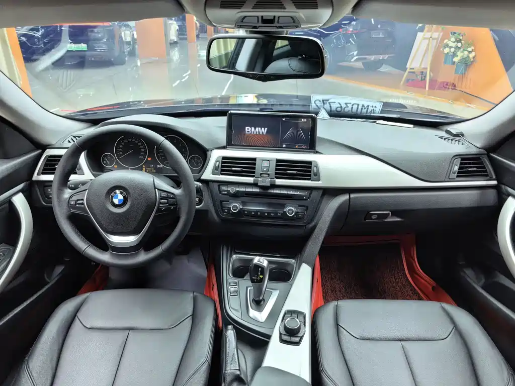 BMW 3 Series GT — миниатюра 8