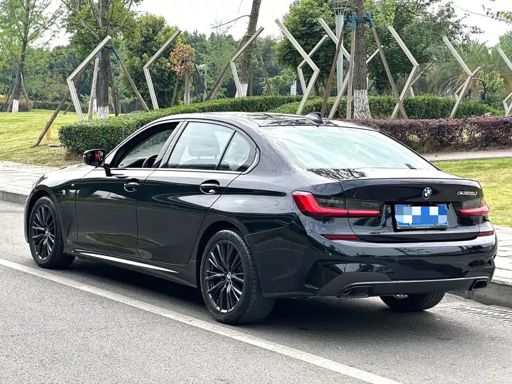 BMW 3 Series — миниатюра 5