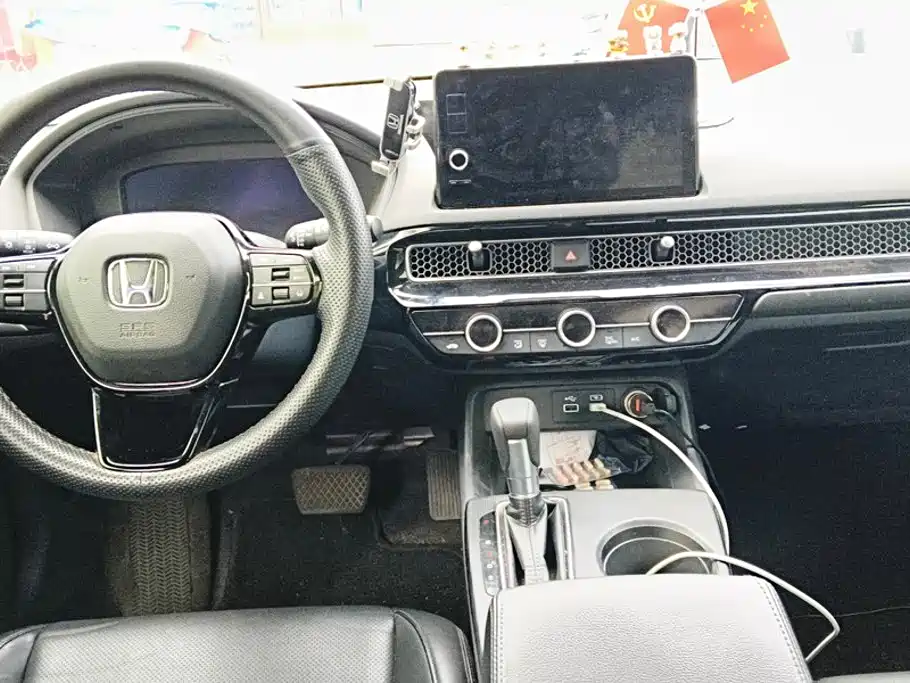 Honda Civic — миниатюра 12