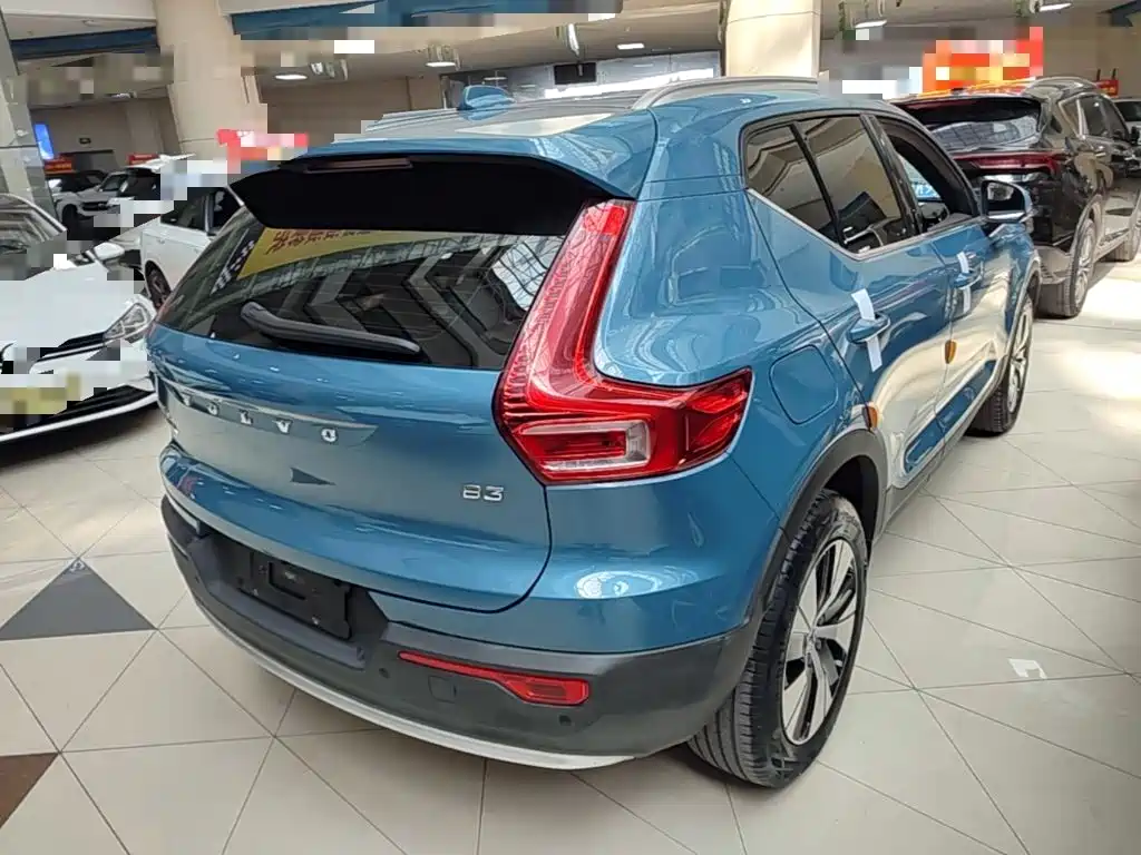 Volvo XC40 — миниатюра 7
