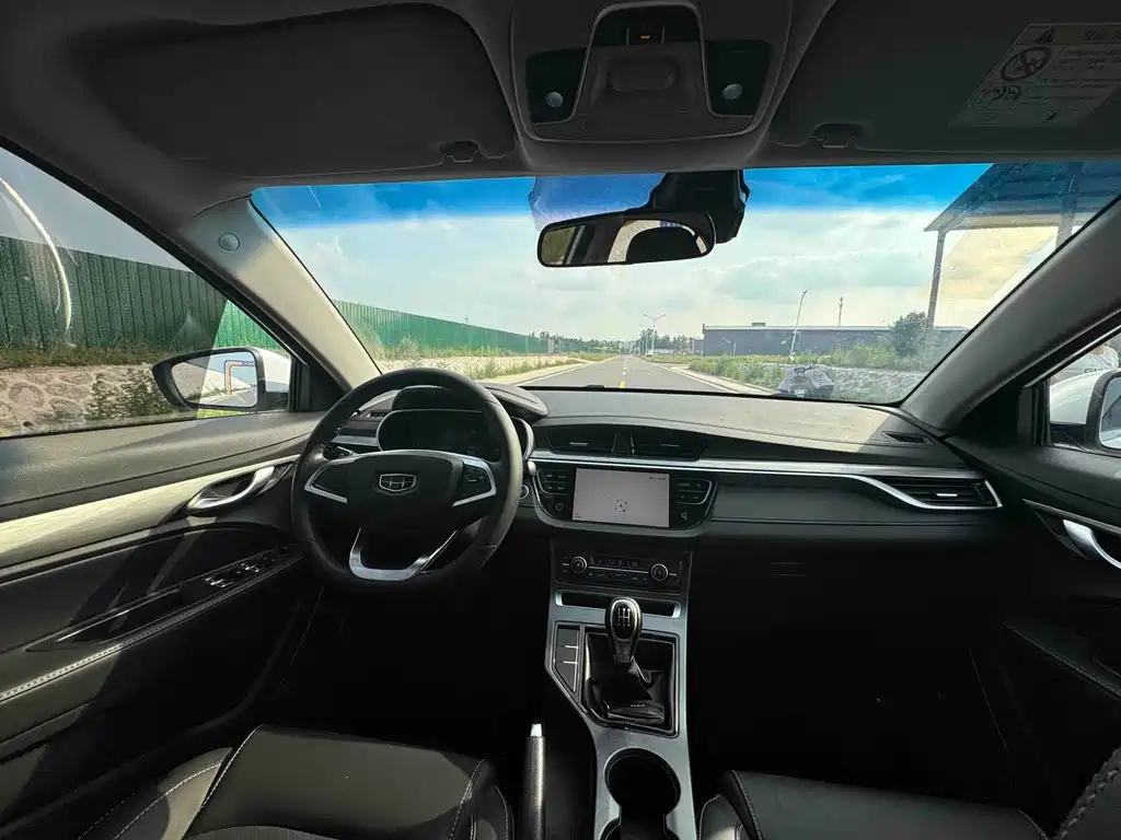 Geely Emgrand — миниатюра 8