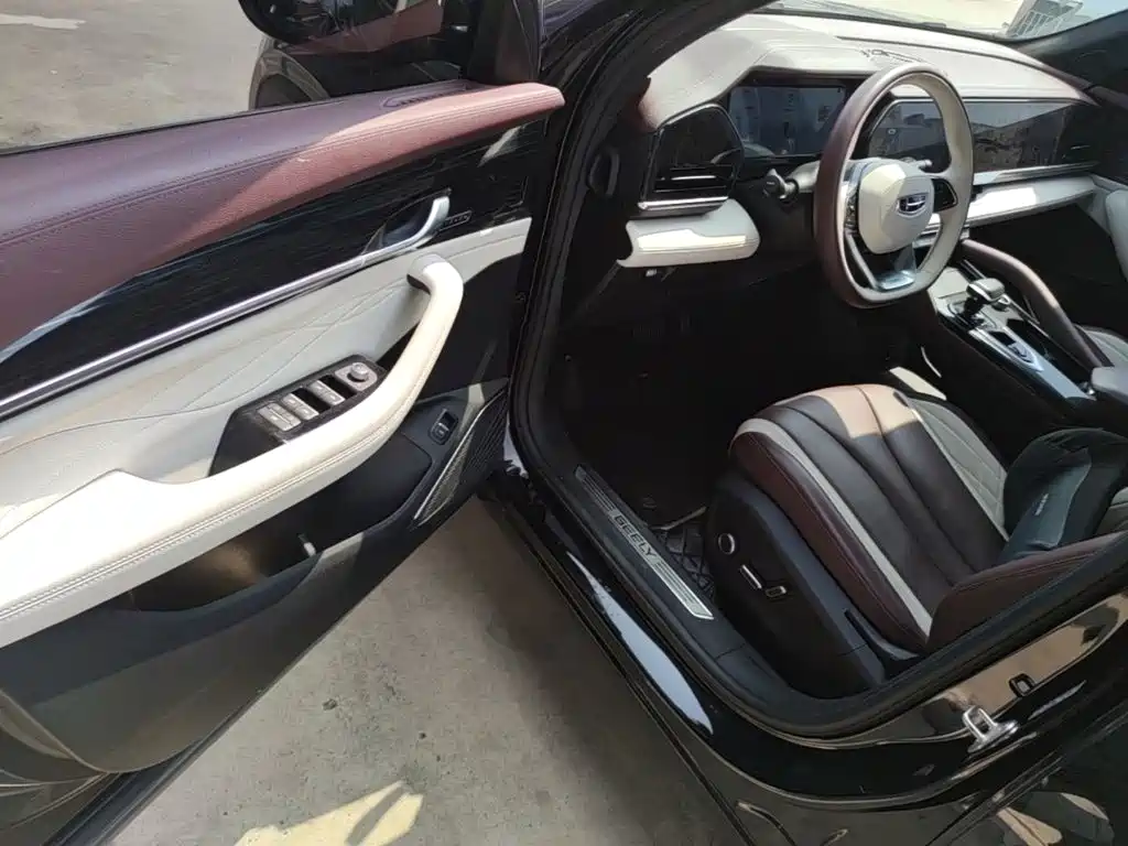 Geely Xingyue L — миниатюра 16