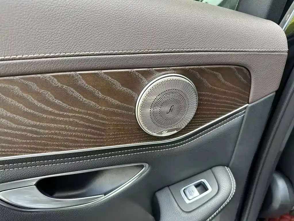 Mercedes-Benz GLC — миниатюра 18