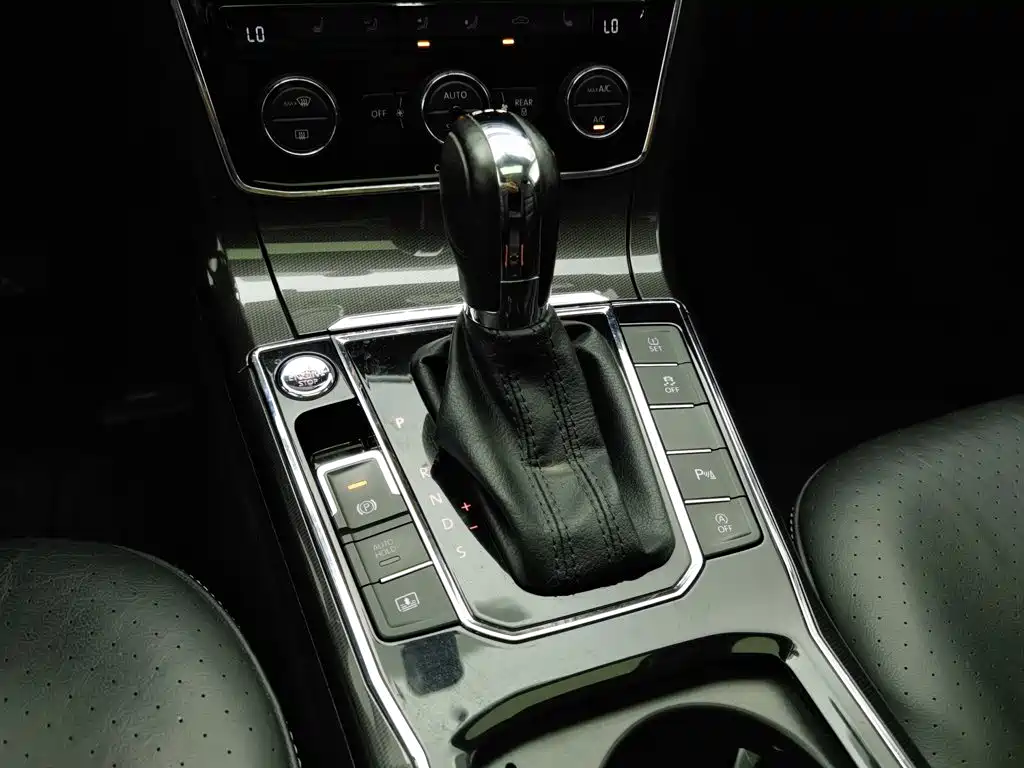 Volkswagen Passat — миниатюра 13