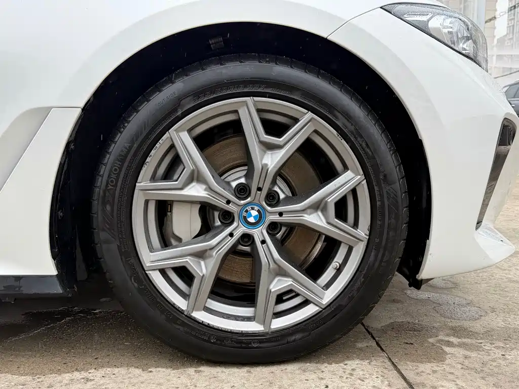 BMW i3 — миниатюра 18