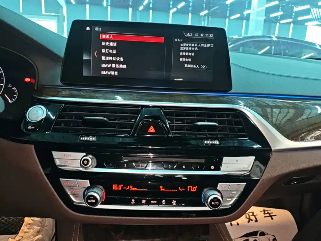 BMW 5 Series — миниатюра 13