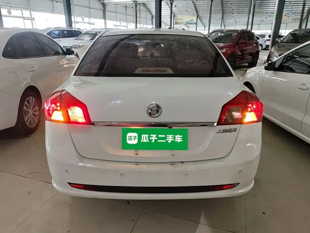 Buick Excelle — миниатюра 6