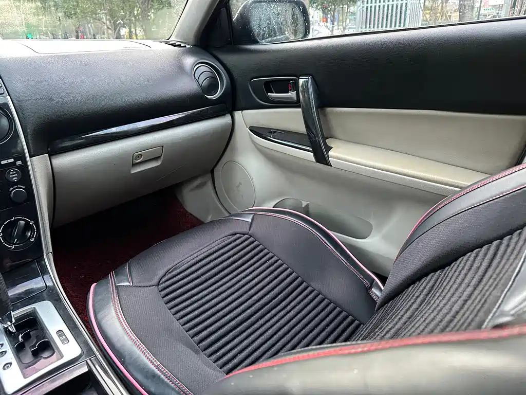 Mazda Mazda6 2011 2.0L AT Luxury