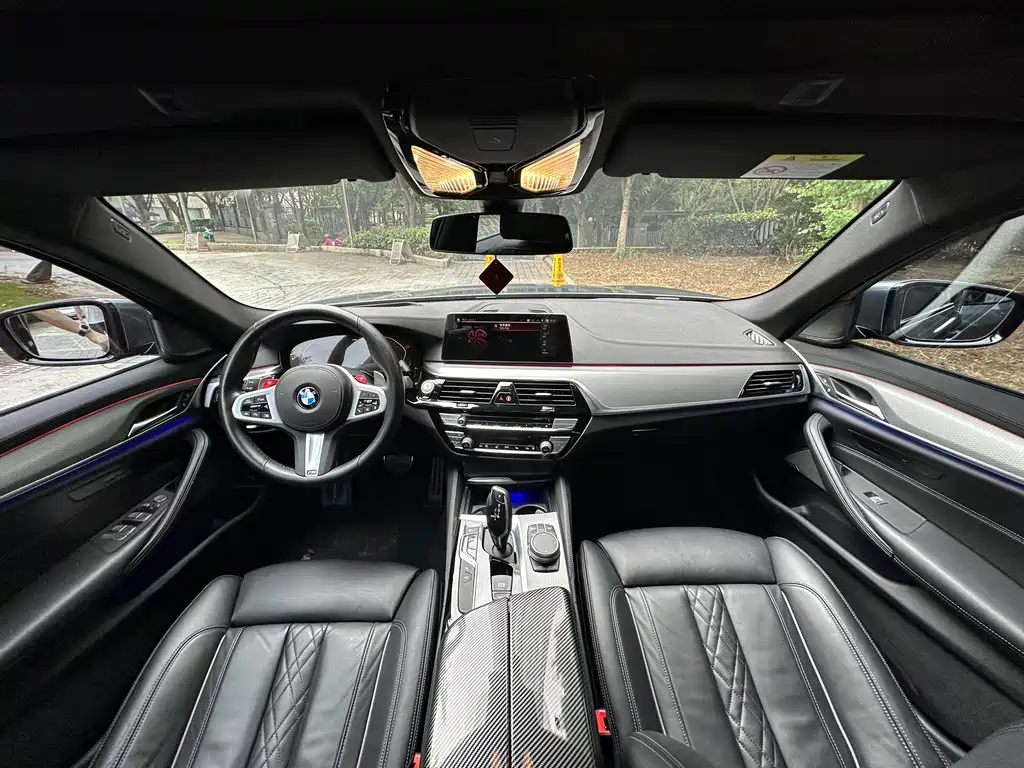 BMW 5 Series (Import) — миниатюра 13