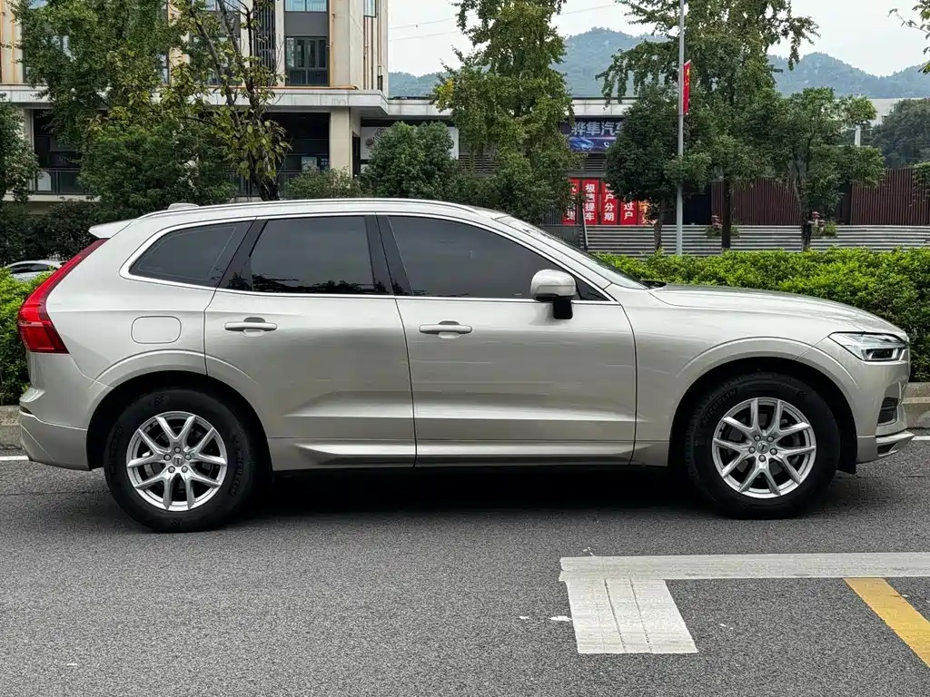 Volvo XC60 — миниатюра 25