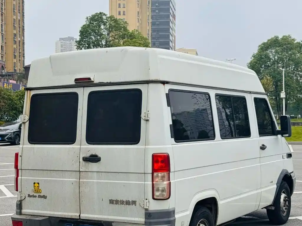 IVECO Daily — миниатюра 4