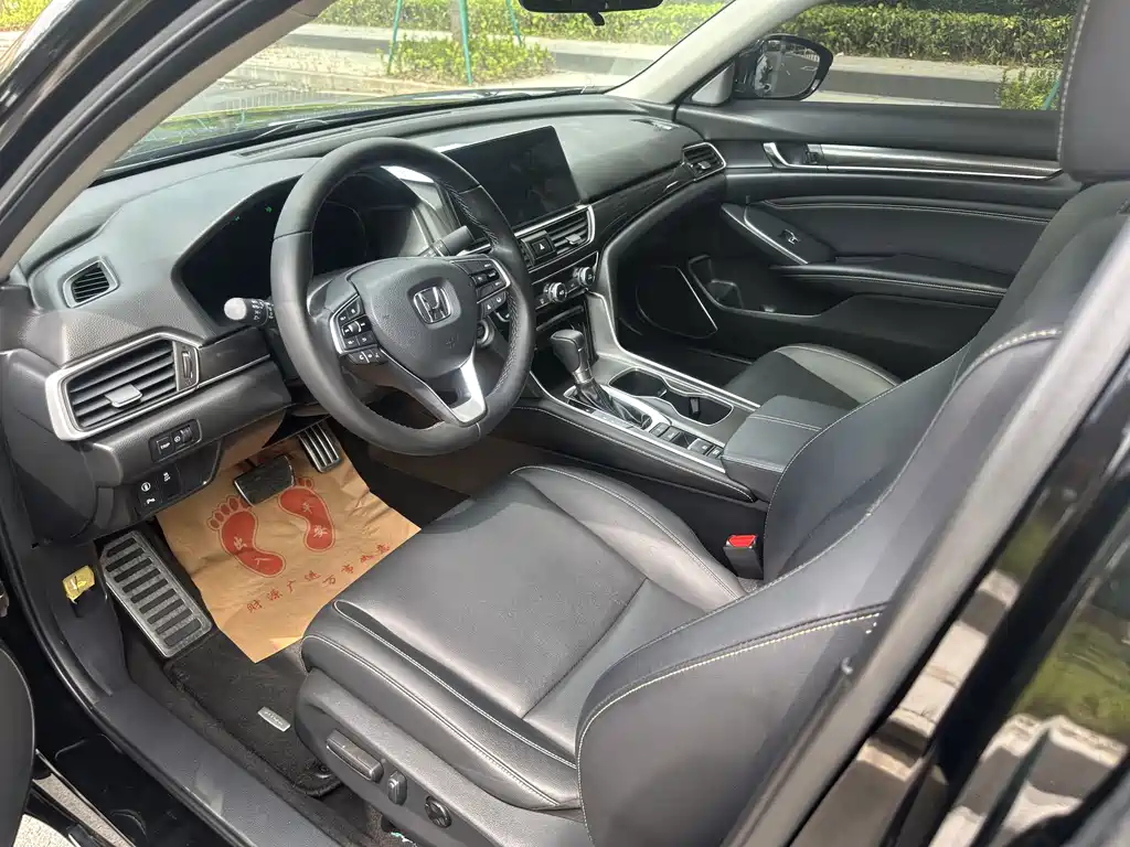 Honda Accord — миниатюра 4