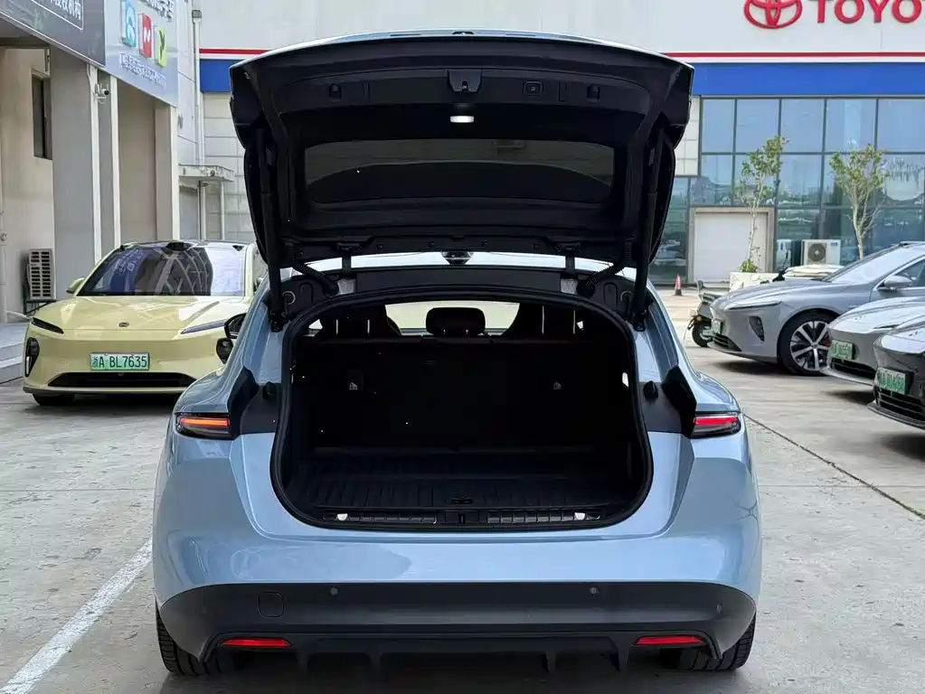 NIO ET5T — миниатюра 16
