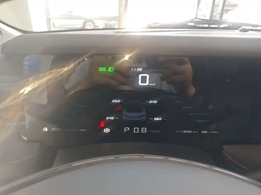 Roewe i5 — миниатюра 12