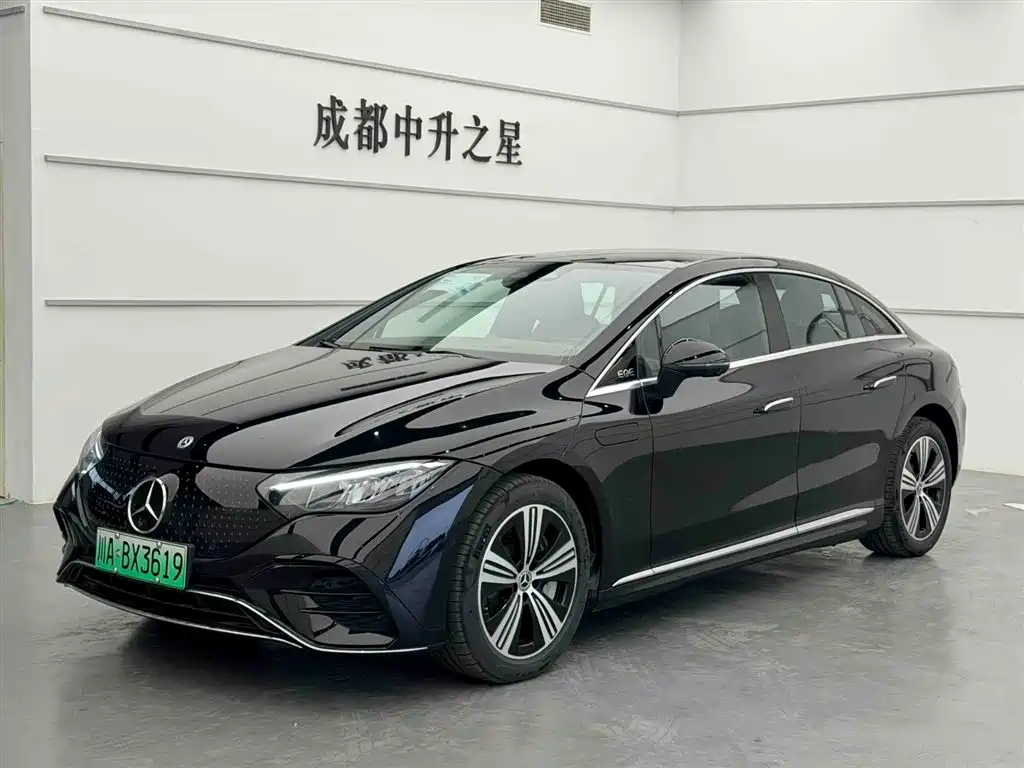 Mercedes-Benz EQE 2025 500 4MATIC Luxury