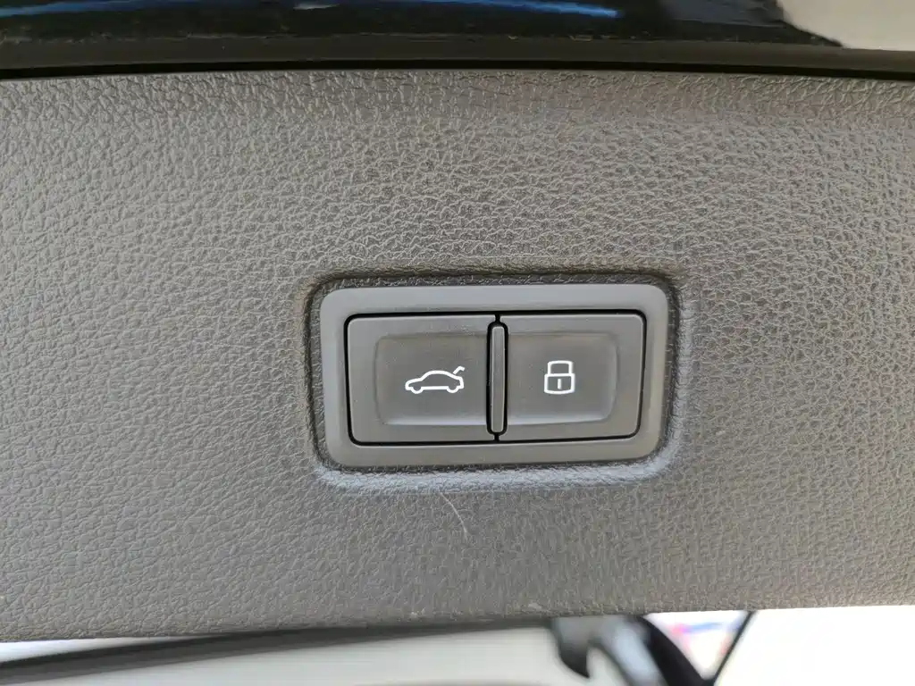 Audi Q7 — миниатюра 23