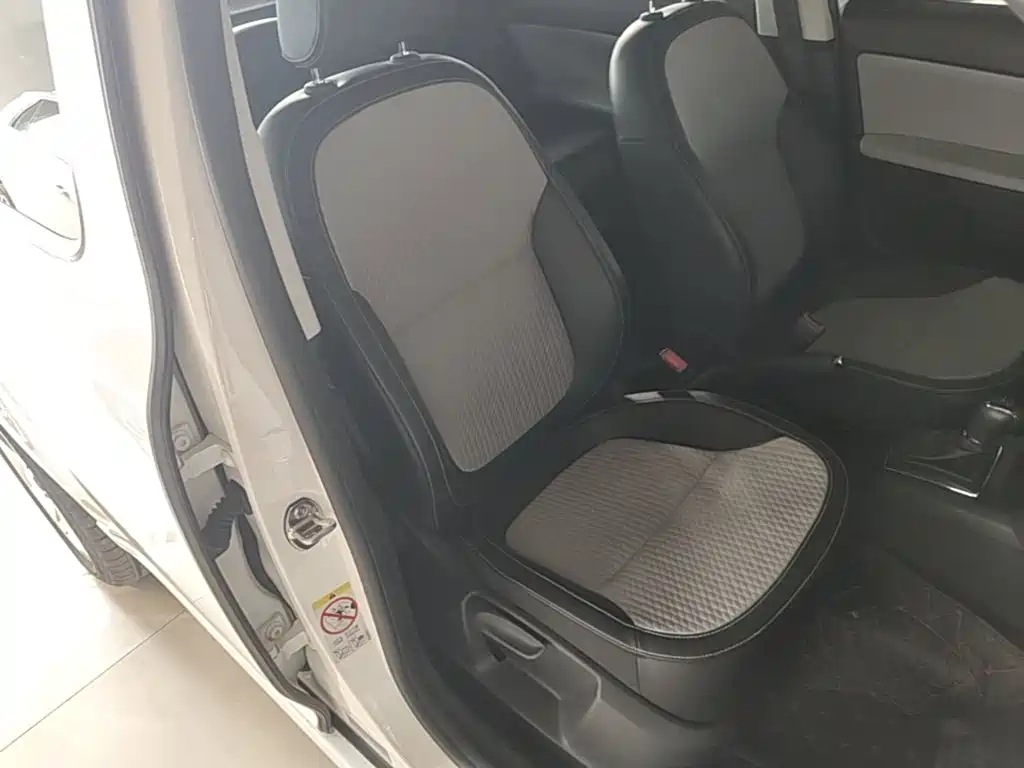 Skoda Yeti — миниатюра 25