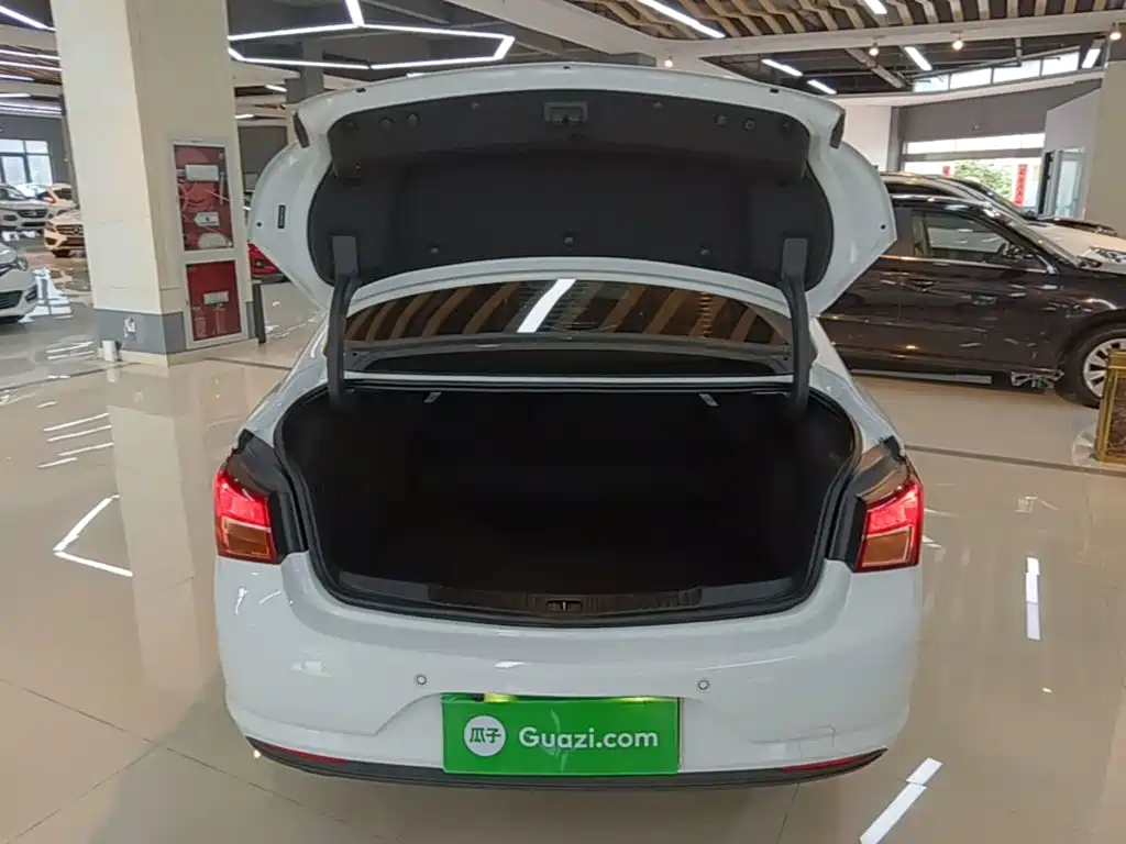 Buick Verano — миниатюра 19
