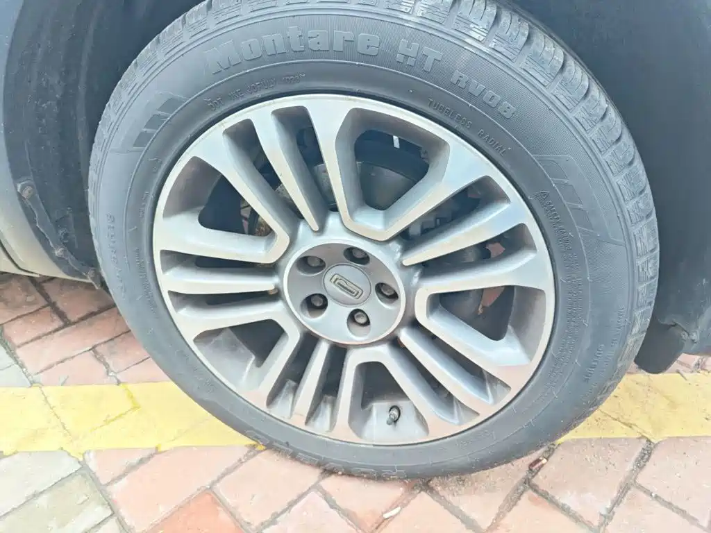 Qoros Qoros 5 — миниатюра 25