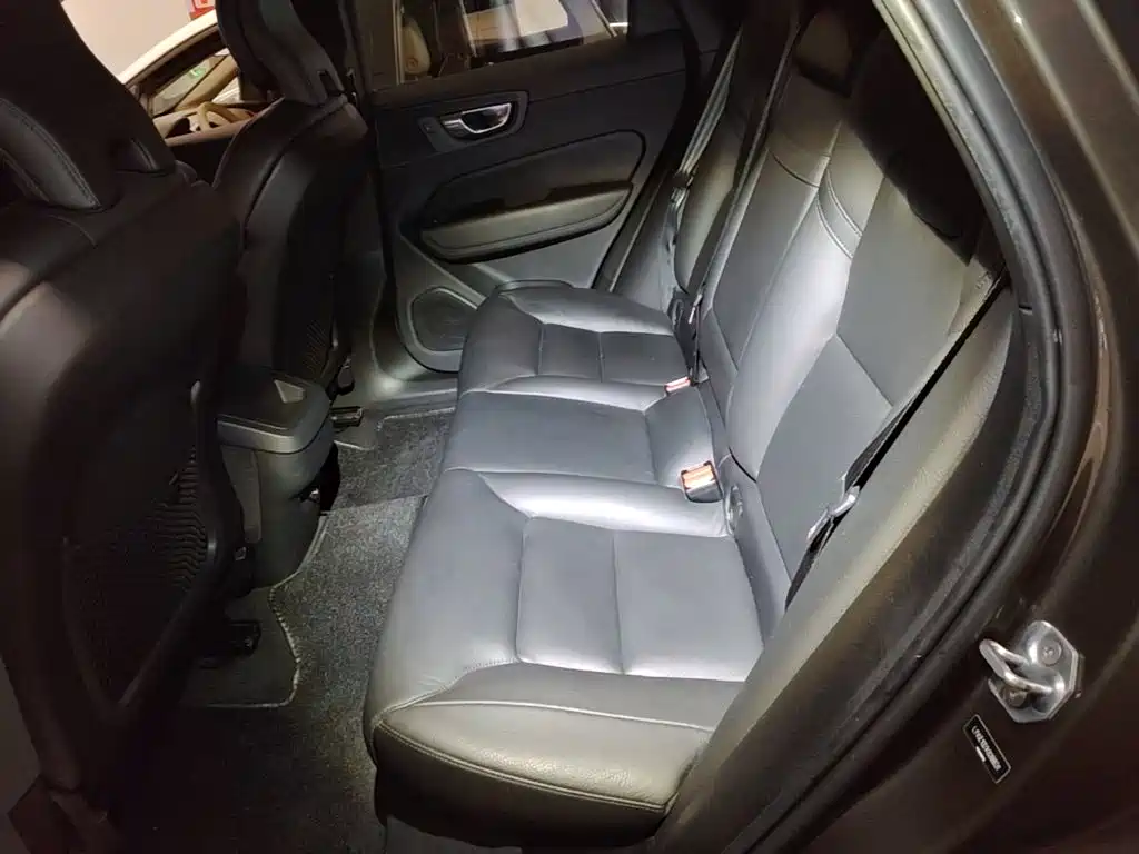 Volvo XC60 — миниатюра 17