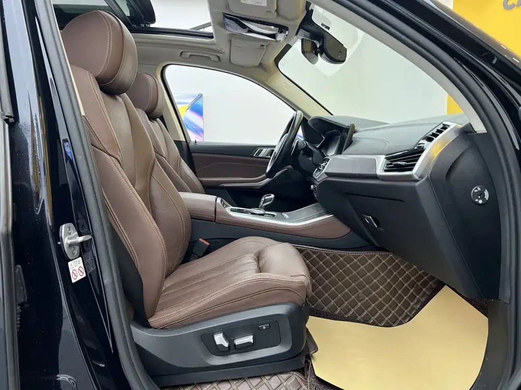 BMW X5 (Import) — миниатюра 22