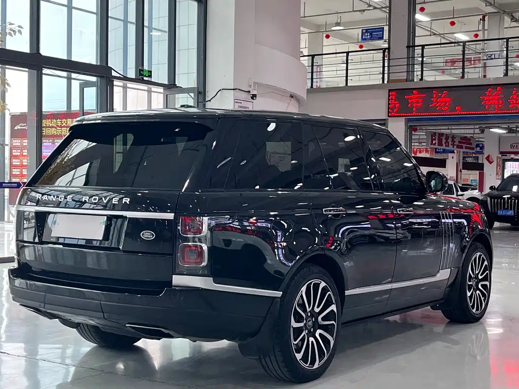 Land Rover Range Rover — миниатюра 9